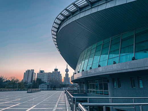 夕陽下的校園（個人主頁-ZNjQ1MTUyNTY=） - 環(huán)境/建筑攝影 - 站酷設(shè)計(jì)師Jerry_Knight原創(chuàng)素材 - 站酷ZCOOL