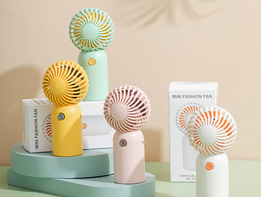 电商摄影|产品摄影| 户外可爱迷你手持充电塑料小风扇
