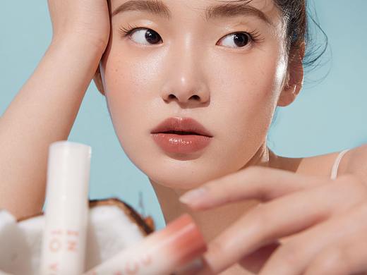 椰子系列唇蜜 感受自在唇色