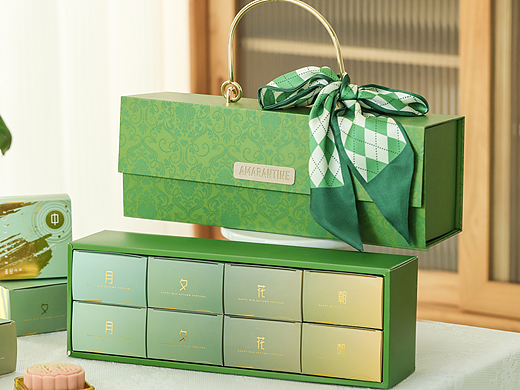 “中秋月饼 蛋黄酥礼盒~”