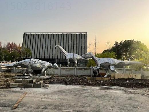宜昌恐龙不锈钢镜面雕塑 景观不锈钢雕塑 304雕塑工厂
