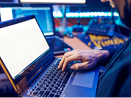 企业三折页设计