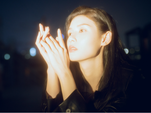 你属于你，而我是每个暗夜