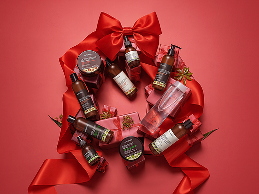 节日场景拍摄 ┃ RICA洗护系列┃三二五作品集