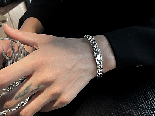 产品摄影 男士手链拍摄 男士手链模特拍摄饰品静物拍照