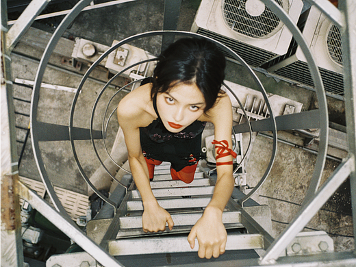 再看一眼 灭了你哦（个人主页-ZNjA4NTc3NzY=） - 人像摄影 - 站酷设计师SHEN_JP原创素材 - 站酷ZCOOL