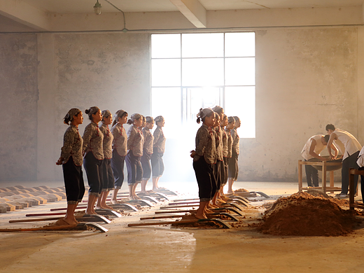 白酒拍摄（工艺篇）-百年糊涂-谷稻森视觉（个人主页-ZNjU0MjAxMjQ=） - 美食摄影 - 站酷设计师谷稻森视觉原创素材 - 站酷ZCOOL