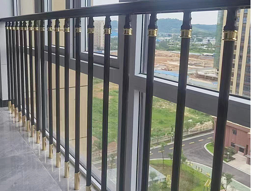 关于别墅楼梯栏杆 黄铜楼梯扶手的环境