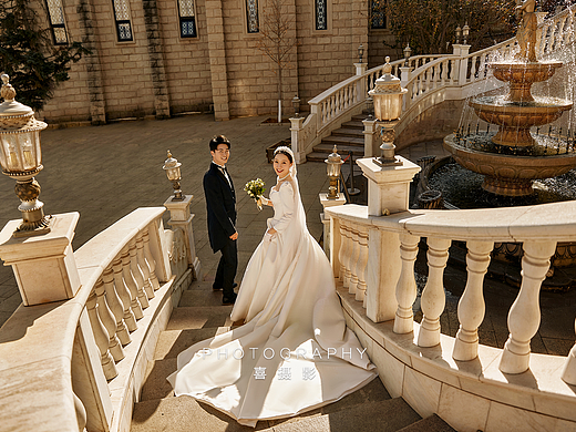 有你在都是温柔，氛围感超强的法式城堡婚纱照