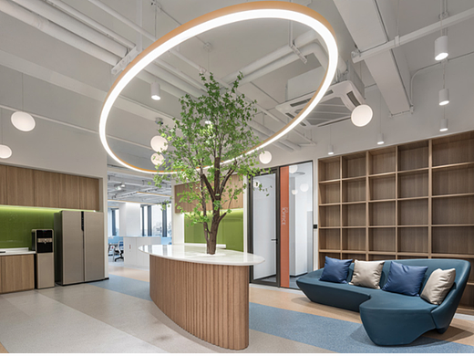 空间设计：极致纯粹的细节，简约的线条构建，充满力量美的艺术作品让空间有无限的可能