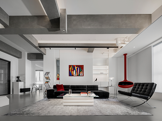 RICCI · 凌图设计办公室 ：黑红有序，大方无隅