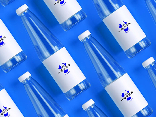 一杯小花牛标志设计