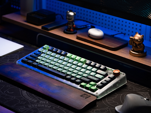 魅族PANDAER x iQunix 超旋音透明机械键盘ZX75