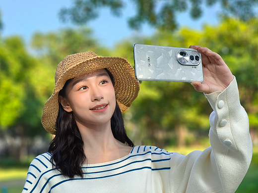 OPPO Reno11 手机样张