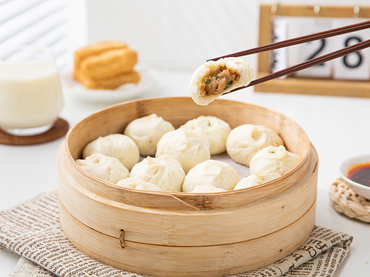 “速食早餐，速冻包~”