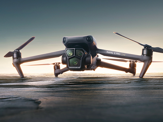 DJI MAVIC 3 PRO 发布视觉设计