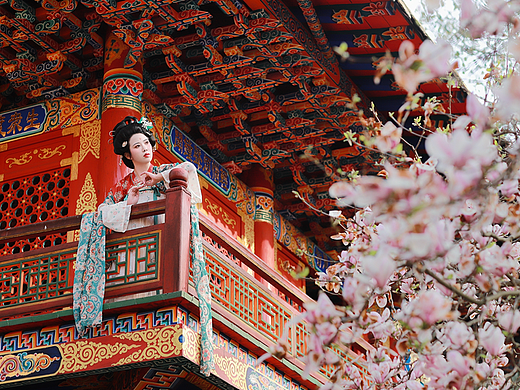 客片｜玉兰花唐风复原少女汉服古风写真