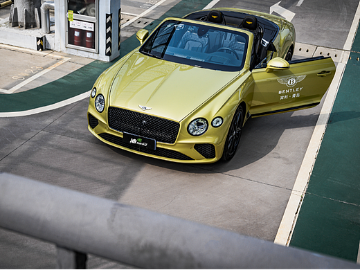 500万的快乐，宾利欧陆GTC W12