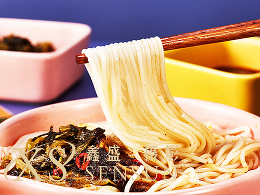 热干面 