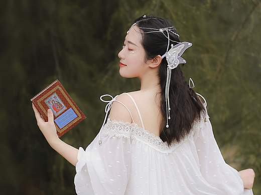 森林少女人像写真
