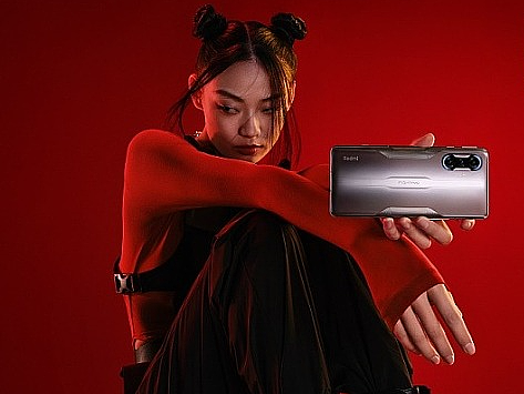 星盒子摄影 x Redmi红米手机 （K40 游戏增强版）