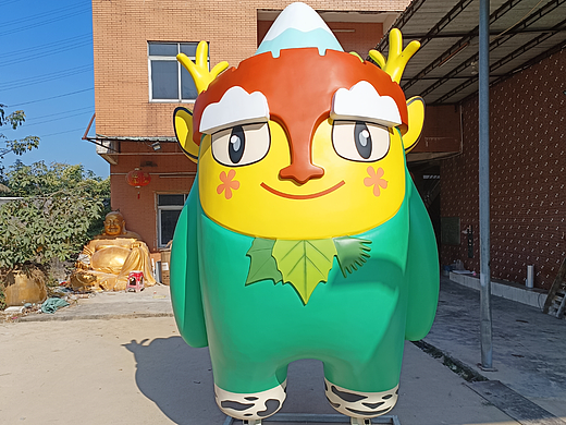 云翠山旅游度假区吉祥物公仔玻璃钢雕塑定制
