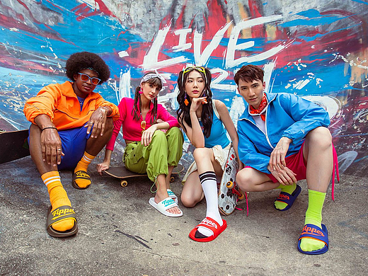 Fipper*CICK街头潮酷运动系列拖鞋拍摄