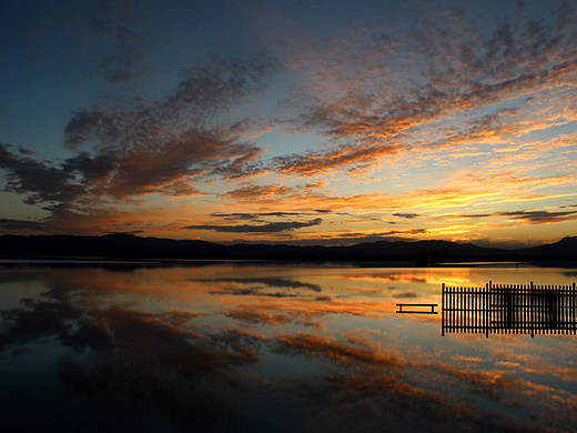 茶卡鹽湖（個(gè)人主頁(yè)-ZNjYzNDAwMjQ=） - 風(fēng)光攝影 - 站酷設(shè)計(jì)師angelmi37原創(chuàng)素材 - 站酷ZCOOL