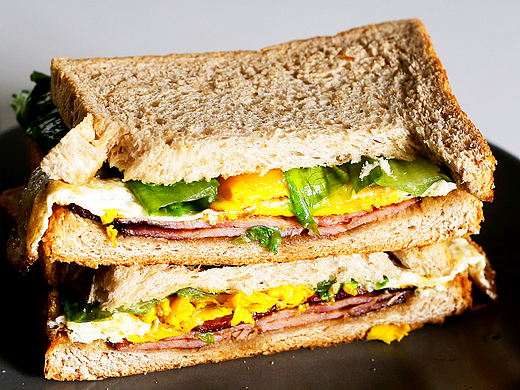 [美食] 自己动手做早餐汉堡