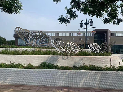 不锈钢蝴蝶雕塑户外广场园林蝴蝶雕塑