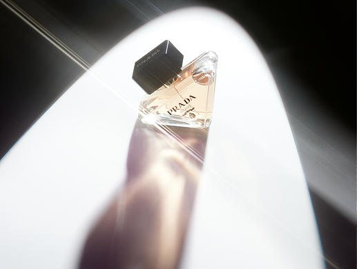 商业静物 | Prada 香水