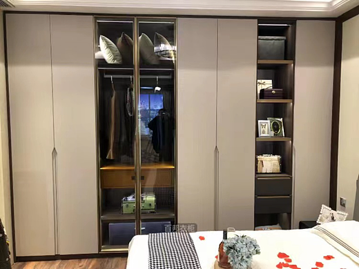 定制衣柜效果图