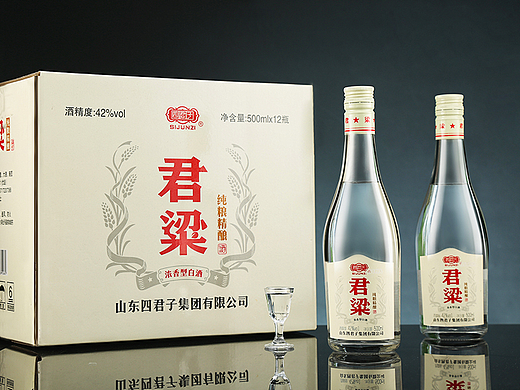 四君子×羽轩视觉君梁白酒详情页拍摄设计