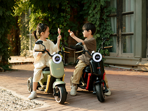 儿童车拍摄美图秀电商产品