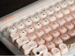 洛斐LOFREE粉底液機(jī)械鍵盤 · 數(shù)碼簡影