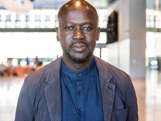 專訪大衛(wèi)阿賈耶（個人主頁-ZNDgxMDIw） - 平面 - 站酷設(shè)計師designboom設(shè)計邦原創(chuàng)素材 - 站酷ZCOOL