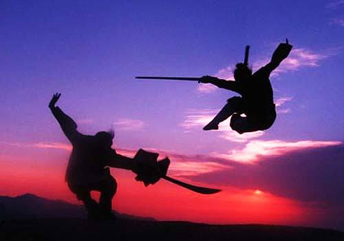 设计师与前端工程师在办公室上演华山论剑，原因竟然是这样…