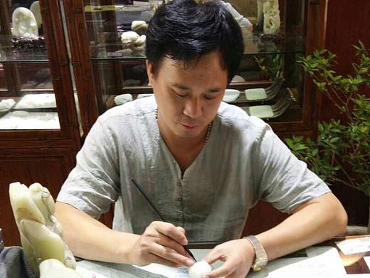 　汪四春:河南省玉石雕刻大师