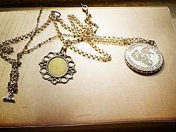 水晶硅胶制作项链和金鱼过程（个人主页-ZMzA1Mjg=） - 多领域 - 站酷设计师dreamer萌原创素材 - 站酷ZCOOL