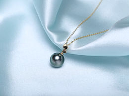 珠宝饰品