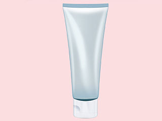 化妝品修圖-白色瓶子修圖-膠管修圖-個(gè)人練習(xí)（個(gè)人主頁-ZMTM3NzkzNjQ=） - 電商 - 站酷設(shè)計(jì)師花卷姑娘原創(chuàng)素材 - 站酷ZCOOL