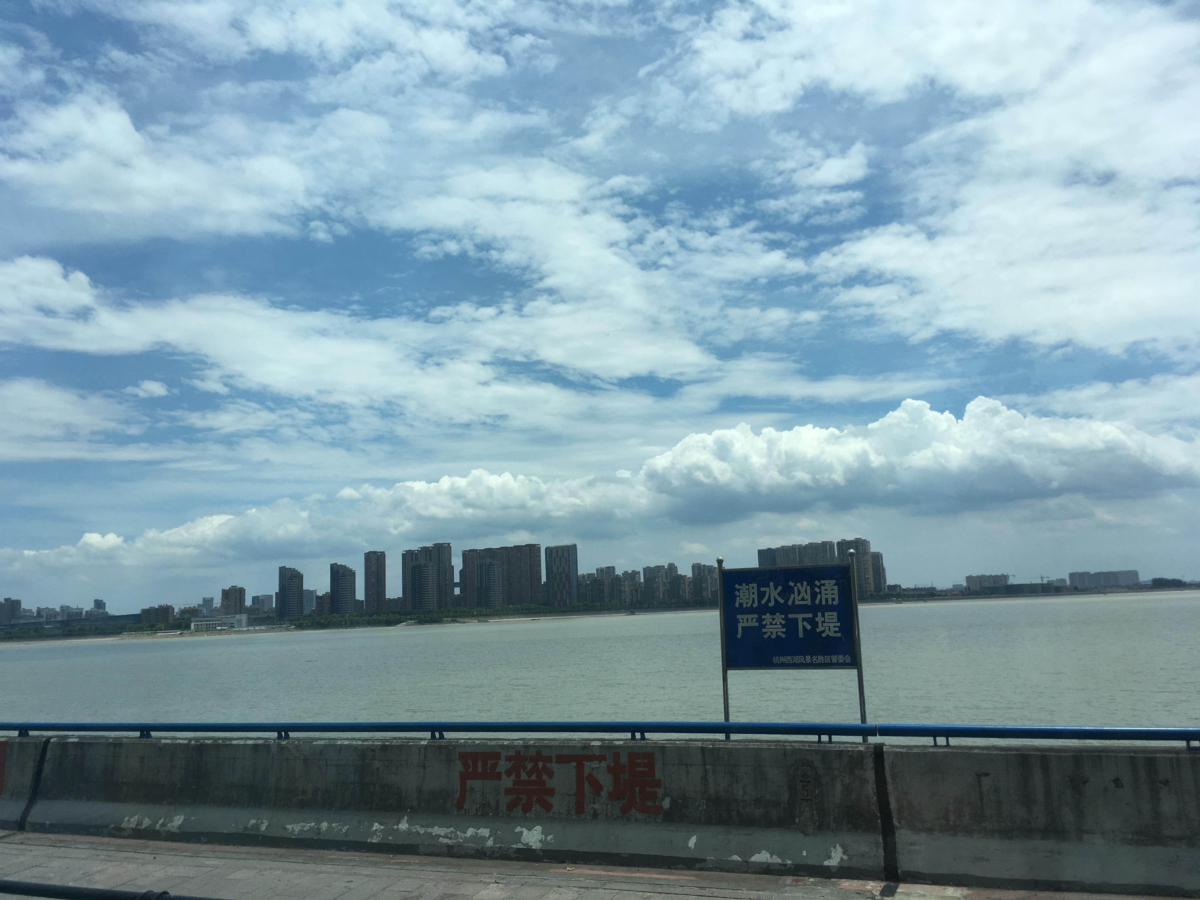 莫盼的個(gè)人主頁(yè)（封面預(yù)覽） - 主頁(yè)封面設(shè)置 - 站酷設(shè)計(jì)師莫盼原創(chuàng)素材 - 站酷ZCOOL