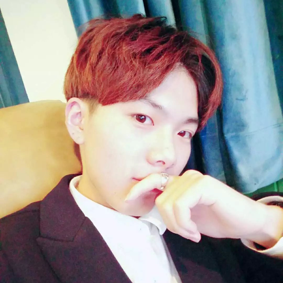 別皺眉呢的個人主頁（封面預(yù)覽） - 主頁封面設(shè)置 - 站酷設(shè)計師別皺眉呢原創(chuàng)素材 - 站酷ZCOOL