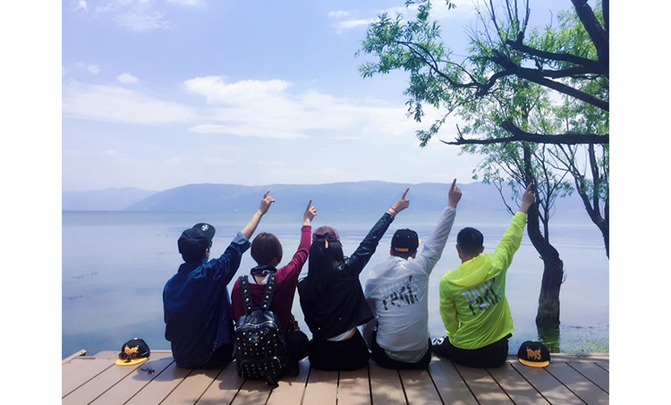 JINeen_的個(gè)人主頁(yè)（封面預(yù)覽） - 主頁(yè)封面設(shè)置 - 站酷設(shè)計(jì)師JINeen_原創(chuàng)素材 - 站酷ZCOOL