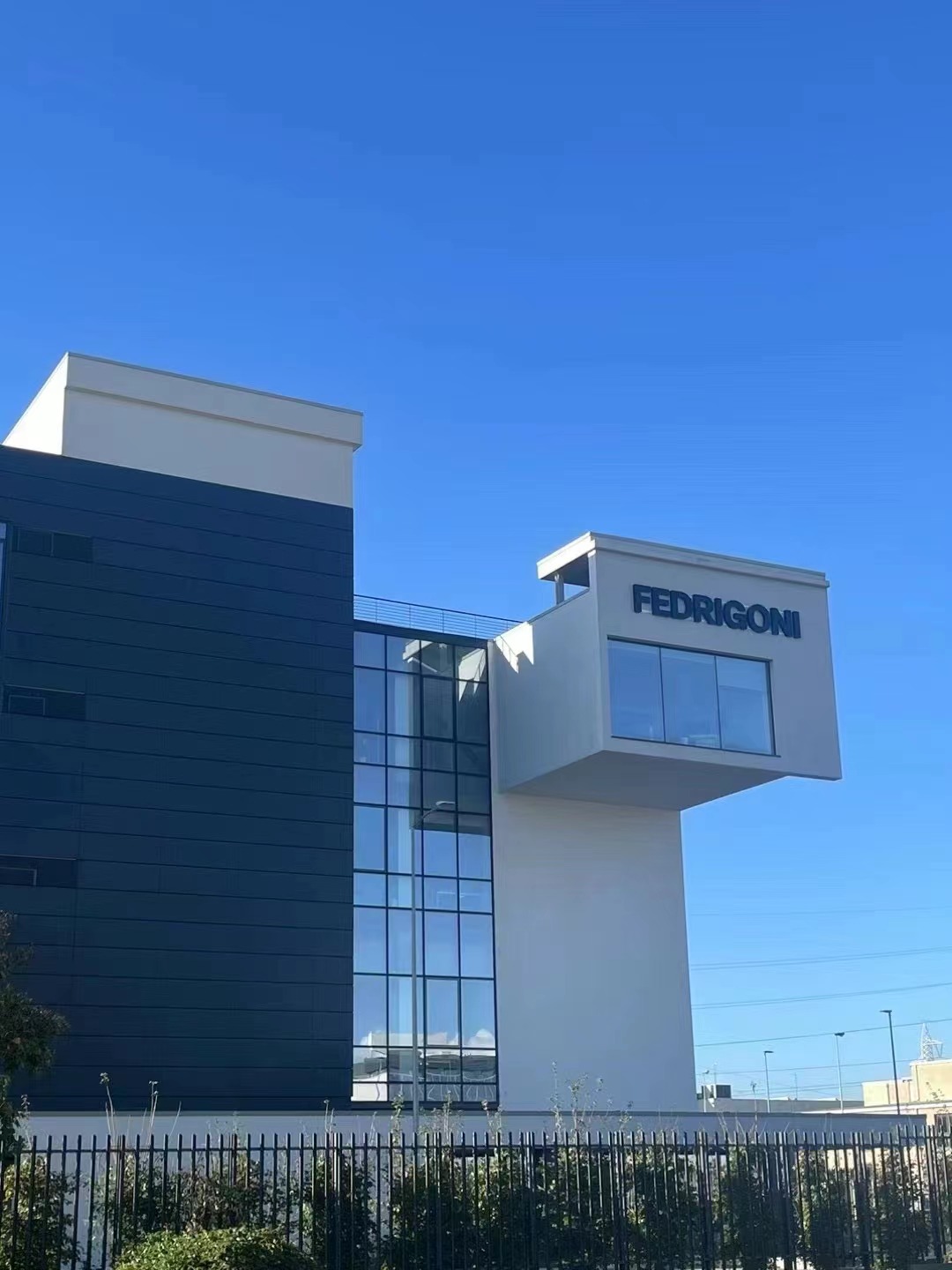 立貼240724的個(gè)人主頁(yè)（封面預(yù)覽） - 主頁(yè)封面設(shè)置 - 站酷設(shè)計(jì)師立貼240724原創(chuàng)素材 - 站酷ZCOOL