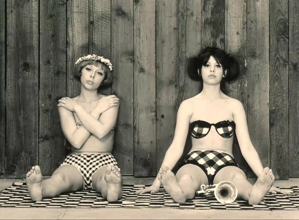 小卷去哪兒的個(gè)人主頁(yè)（封面預(yù)覽） - 主頁(yè)封面設(shè)置 - 站酷設(shè)計(jì)師小卷去哪兒原創(chuàng)素材 - 站酷ZCOOL