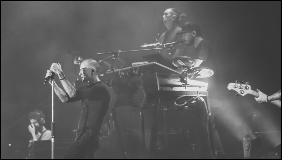 十萬(wàn)嬉皮1的個(gè)人主頁(yè)（封面預(yù)覽） - 主頁(yè)封面設(shè)置 - 站酷設(shè)計(jì)師十萬(wàn)嬉皮1原創(chuàng)素材 - 站酷ZCOOL