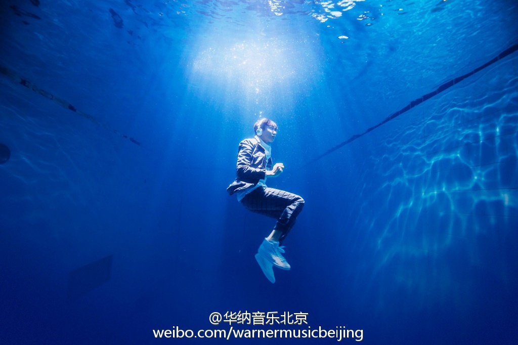 鳳梨寺住持的个人主页（封面预览） - 主页封面设置 - 站酷设计师鳳梨寺住持原创素材 - 站酷ZCOOL