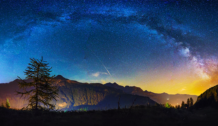 小明头上长了草的个人主页（封面预览） - 主页封面设置 - 站酷设计师小明头上长了草原创素材 - 站酷ZCOOL