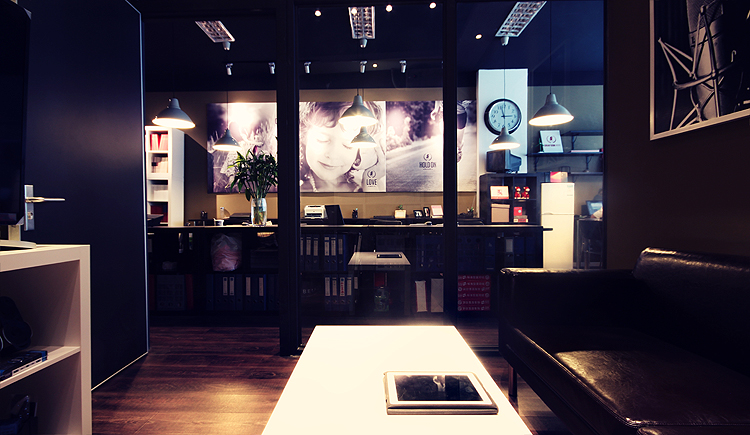 潮風(fēng)設(shè)計(jì)的個(gè)人主頁(yè)（封面預(yù)覽） - 主頁(yè)封面設(shè)置 - 站酷設(shè)計(jì)師潮風(fēng)設(shè)計(jì)原創(chuàng)素材 - 站酷ZCOOL